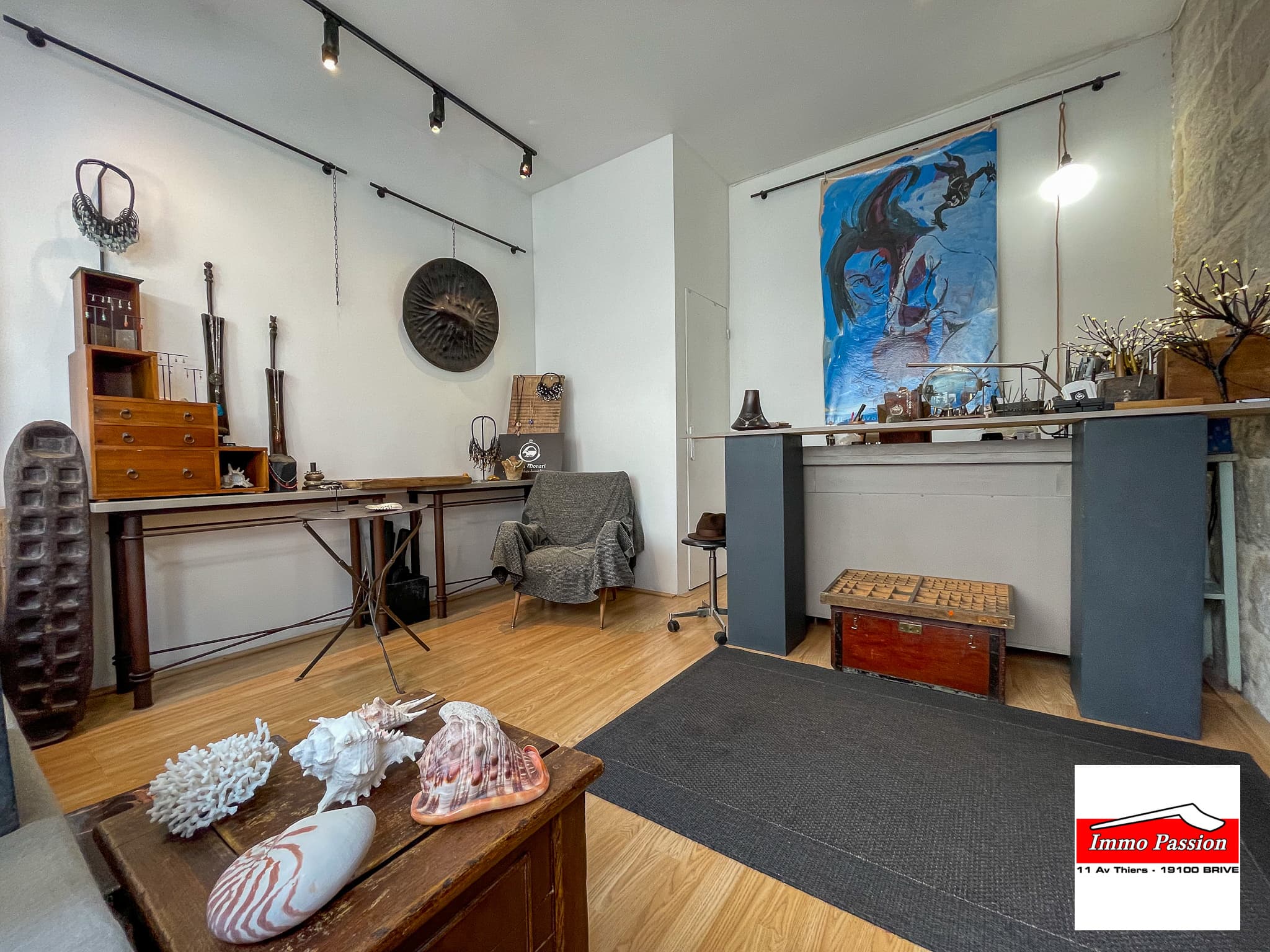 Local commercial 12 m² — BRIVE LA GAILLARDE — photo 1