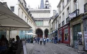 Local commercial 185 m² — DIJON — photo 1