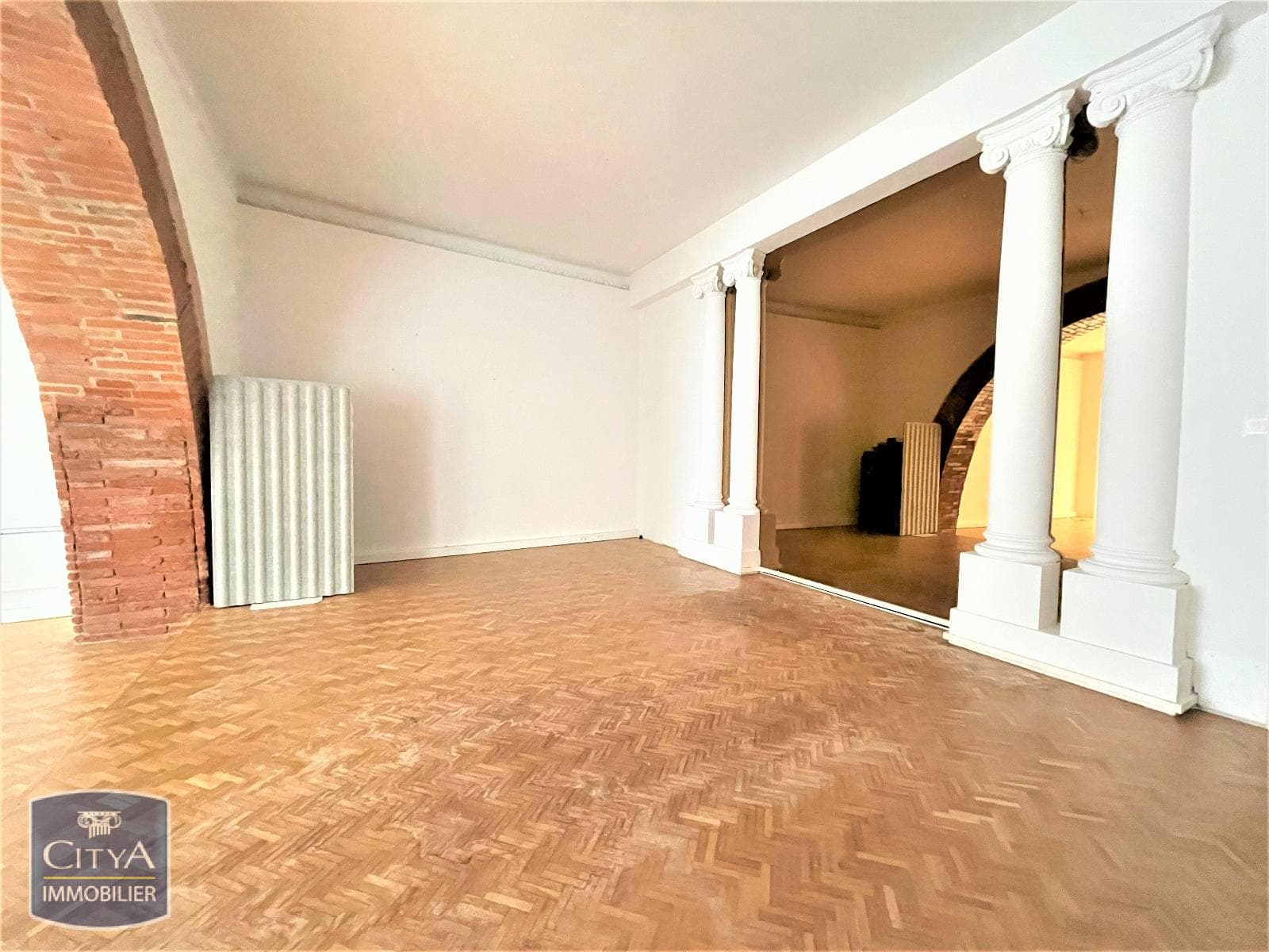 Local commercial 117 m² — MONTAUBAN — photo 1