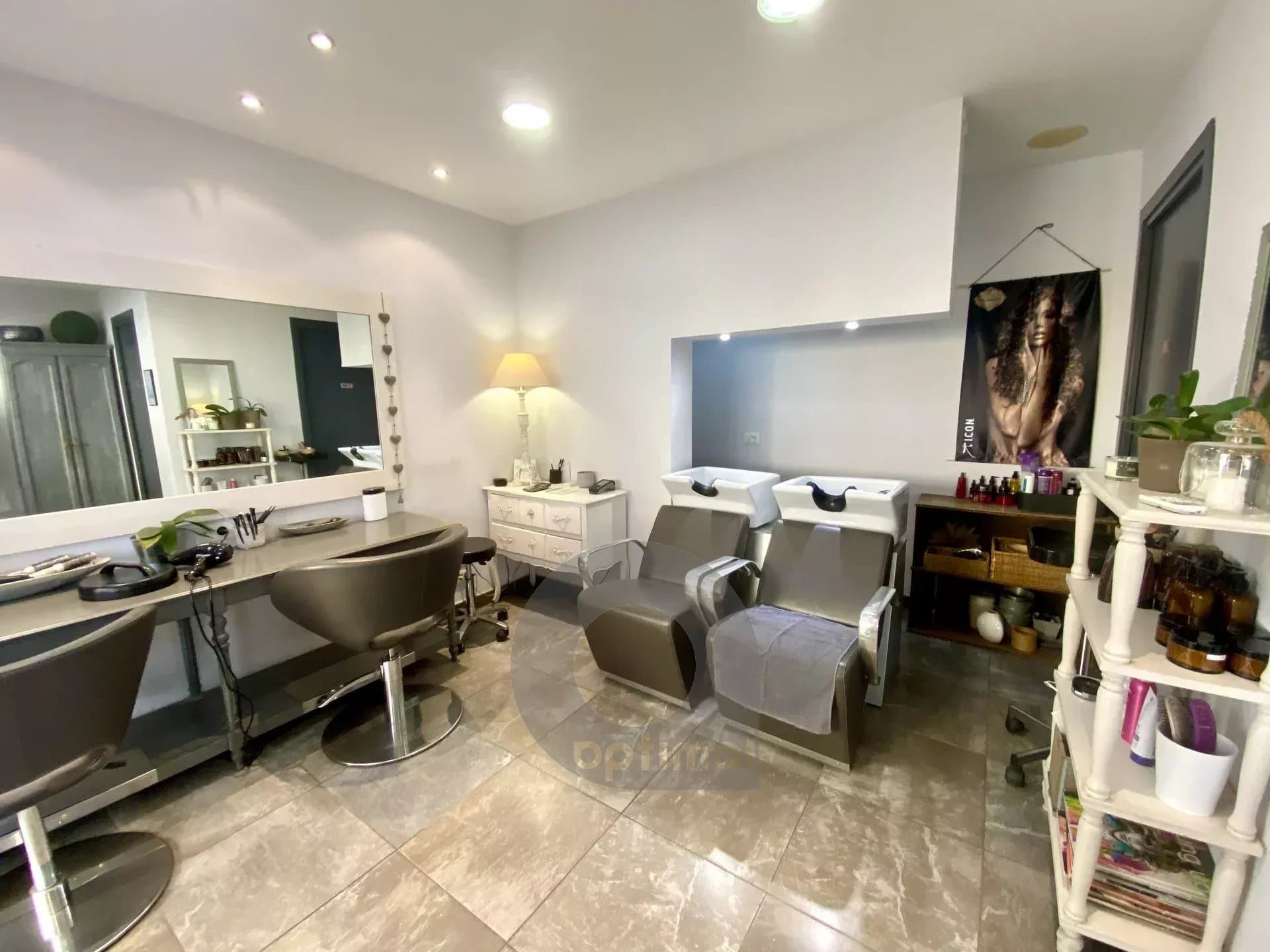 Local commercial · 21 m² · Fonds de commerce — photo 3