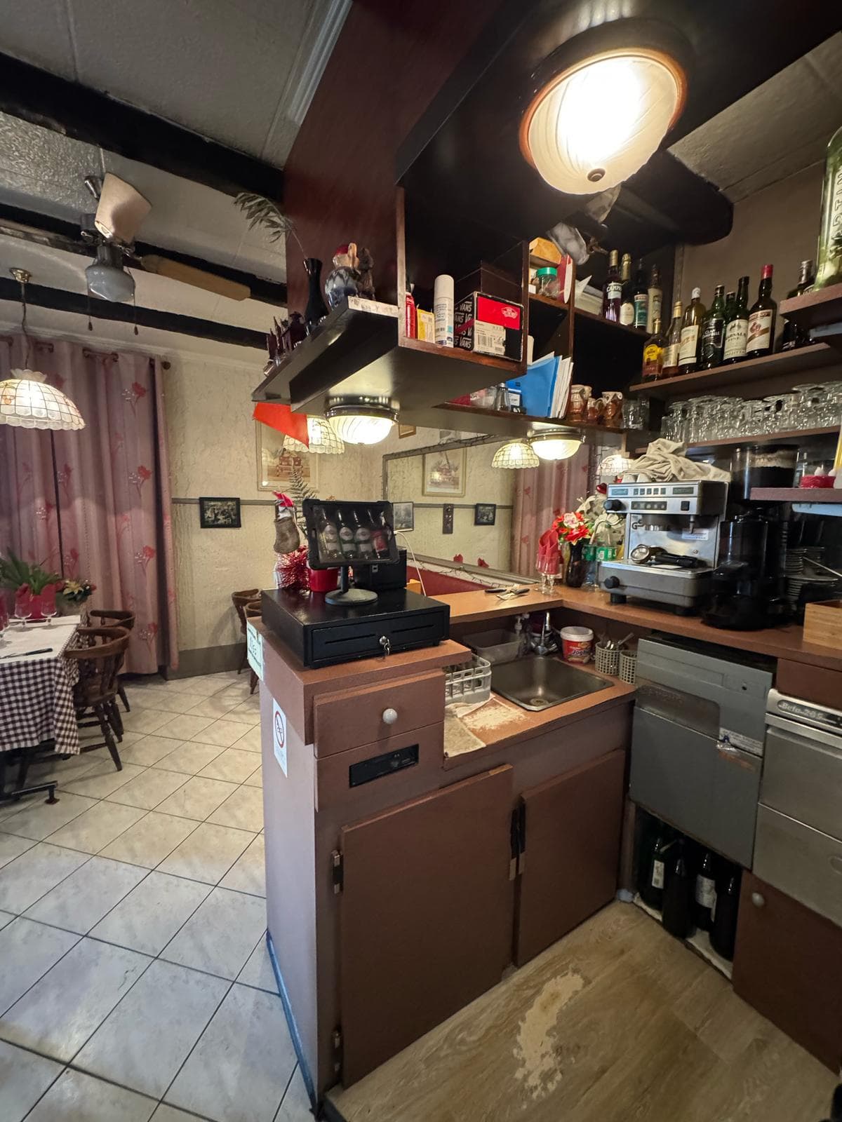 Local commercial · 42 m² · Fonds de commerce — photo 1