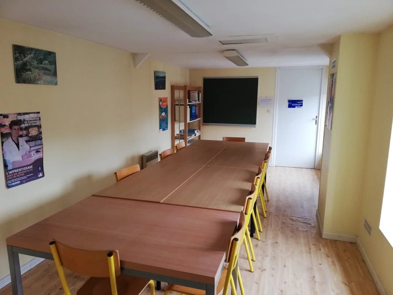 Local commercial · 160 m² · Location — photo 2