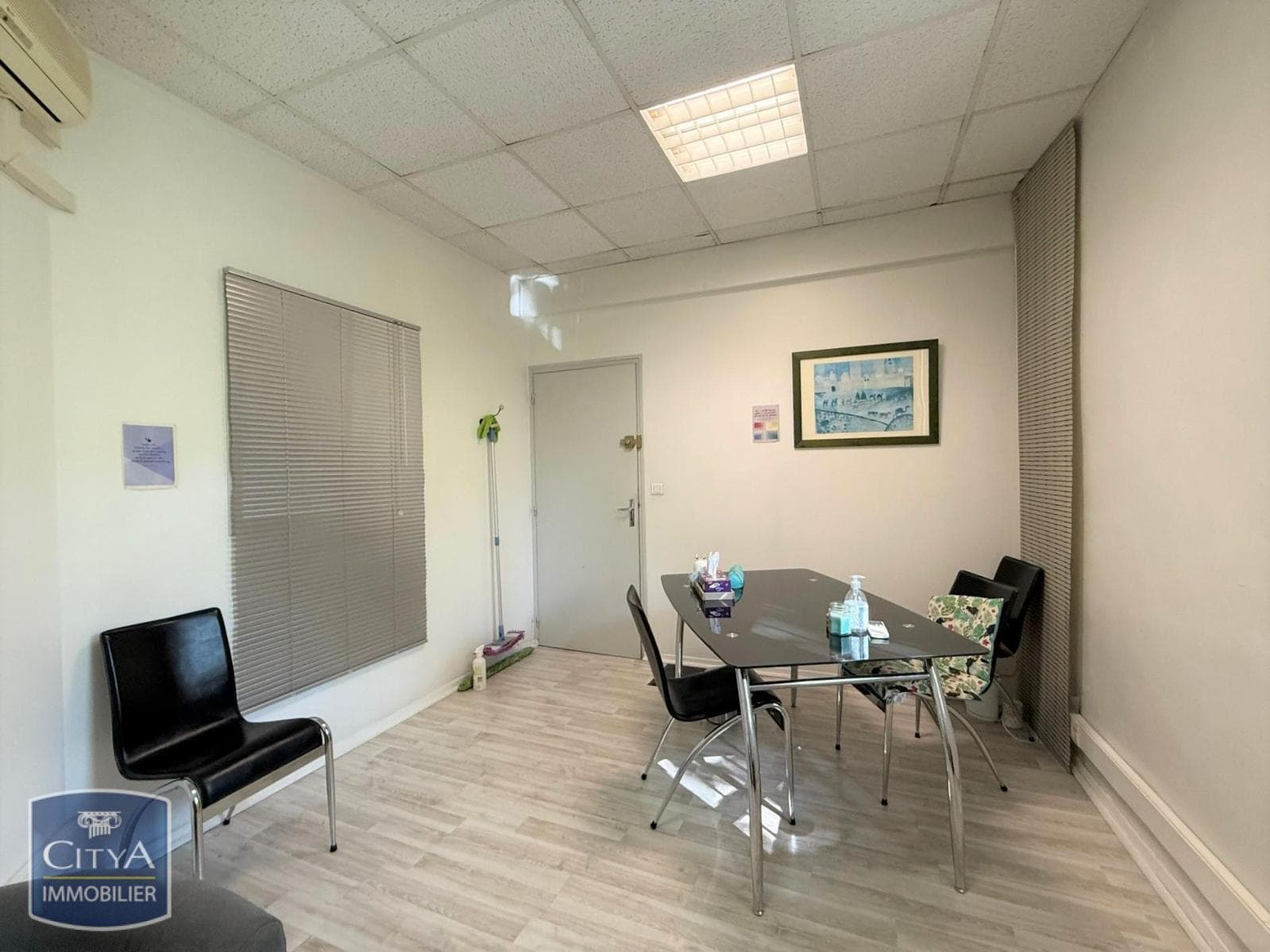 Local commercial · 15 m² · Location — photo 2