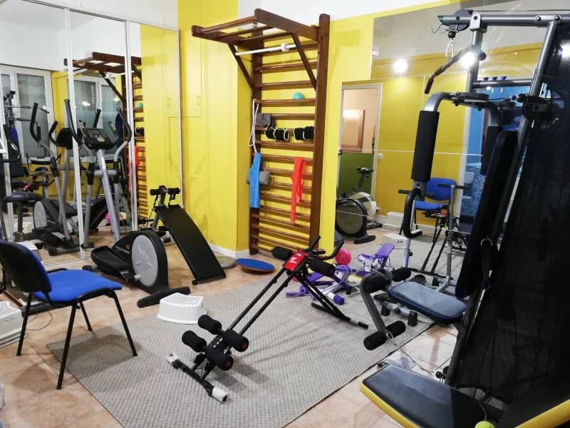 Local commercial · 92 m² · Location — photo 1