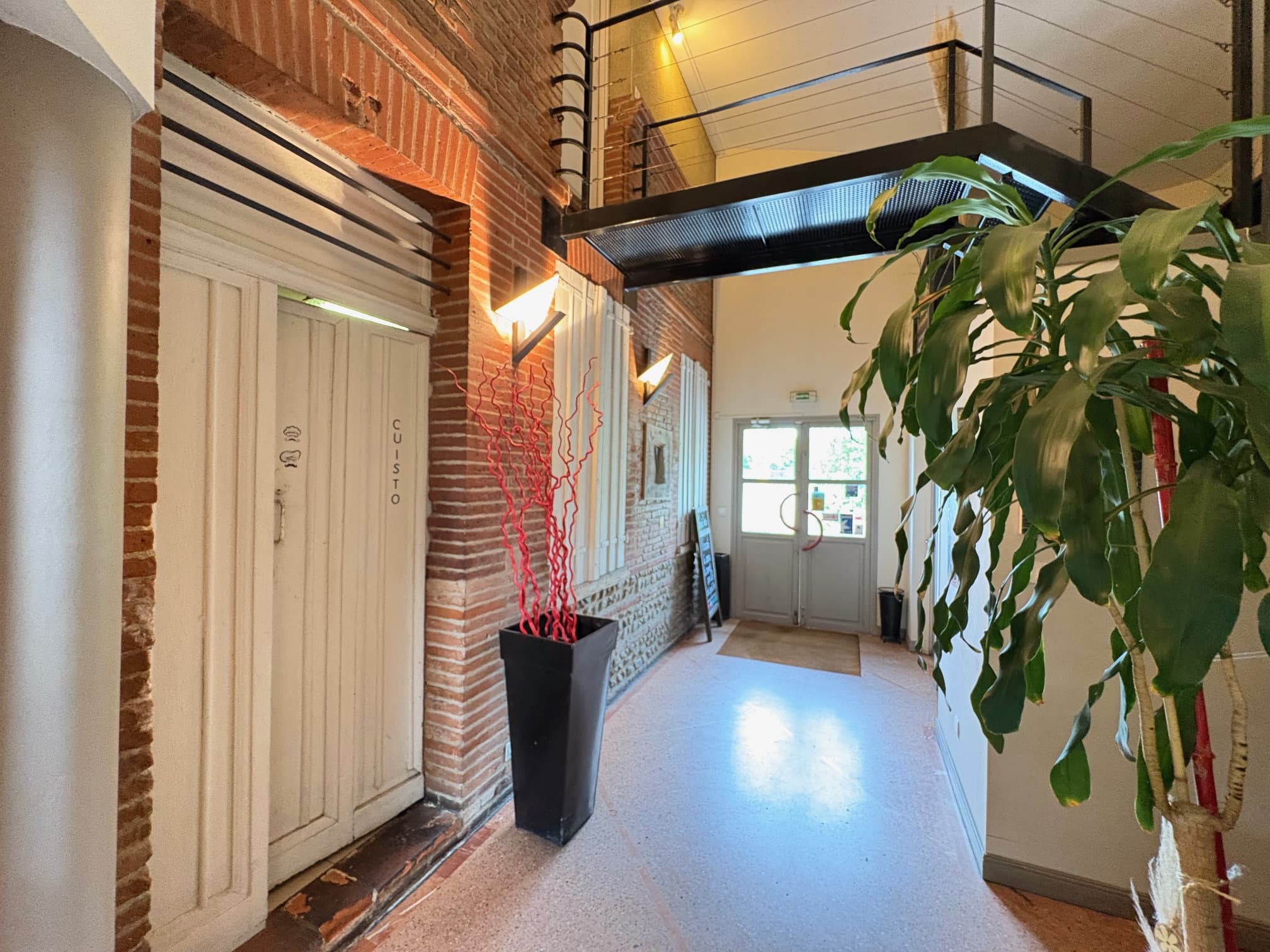 Local commercial · 350 m² · Fonds de commerce — photo 1