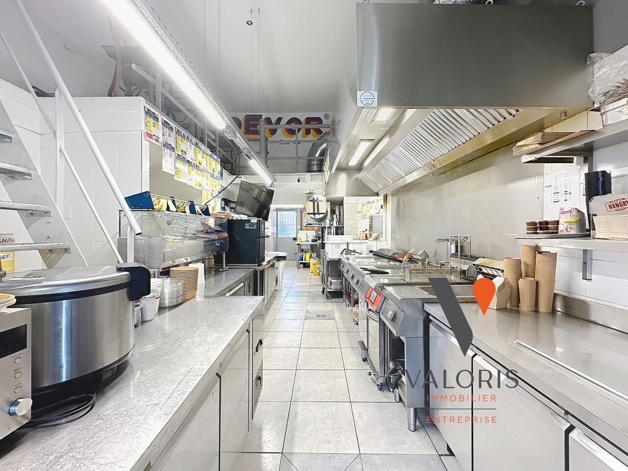 Local commercial · 110 m² · Fonds de commerce — photo 2