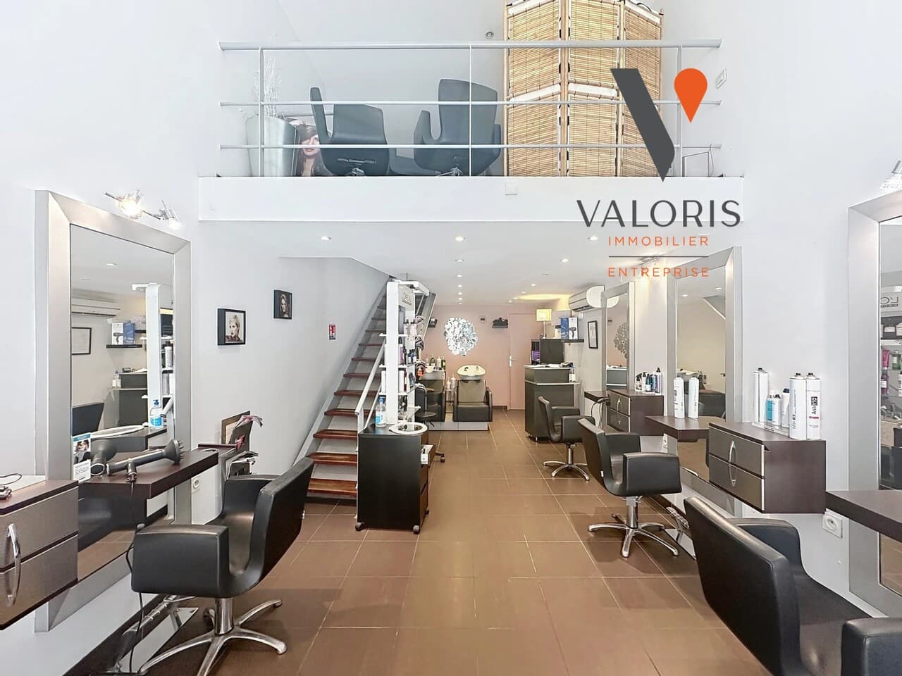 Local commercial 45 m² — GRENOBLE — photo 1