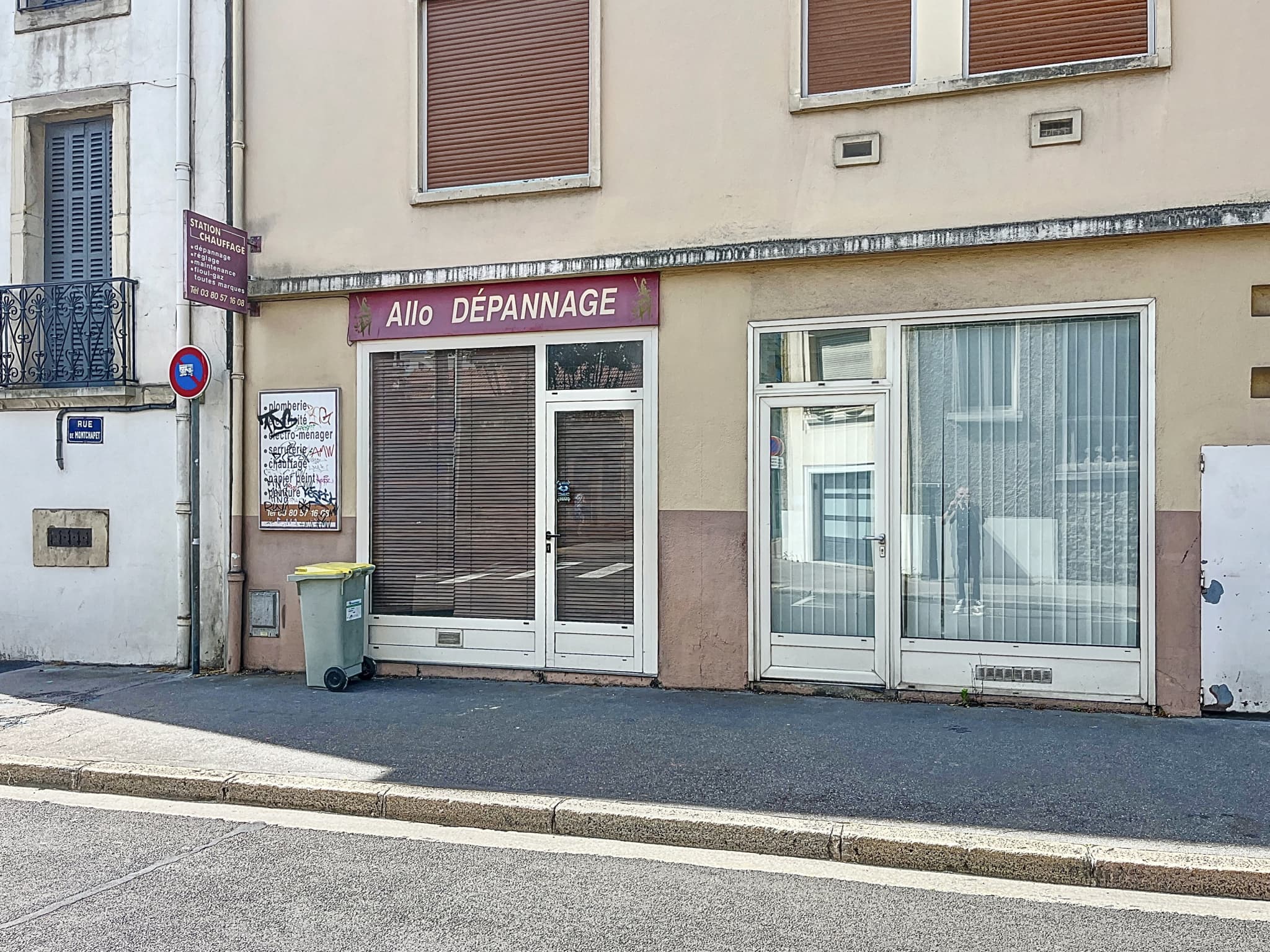 Local commercial 34 m² — DIJON — photo 1