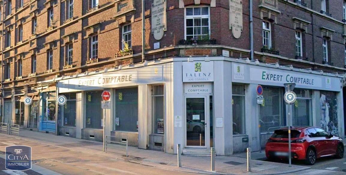 Local commercial · 135 m² · Location — photo 1