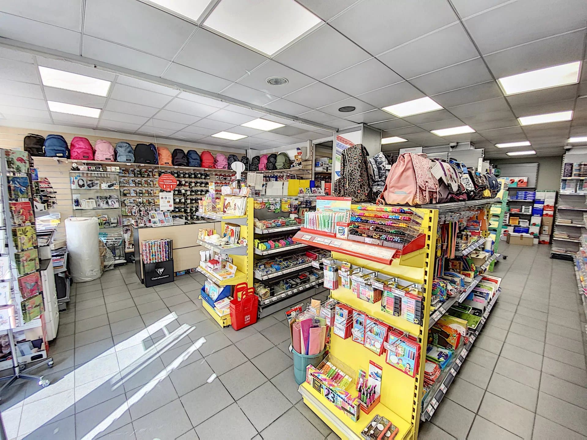 Local commercial · 65 m² · Fonds de commerce — photo 2