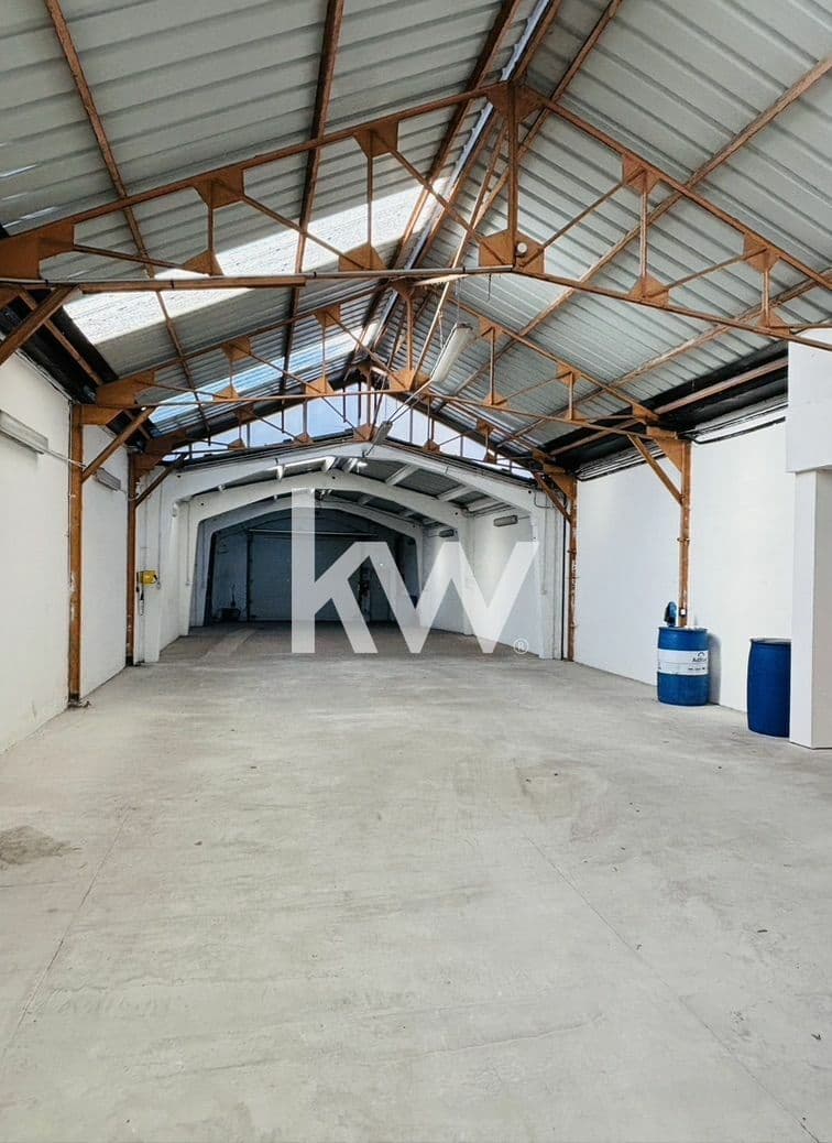 Local commercial 295 m² — NORD — photo 1