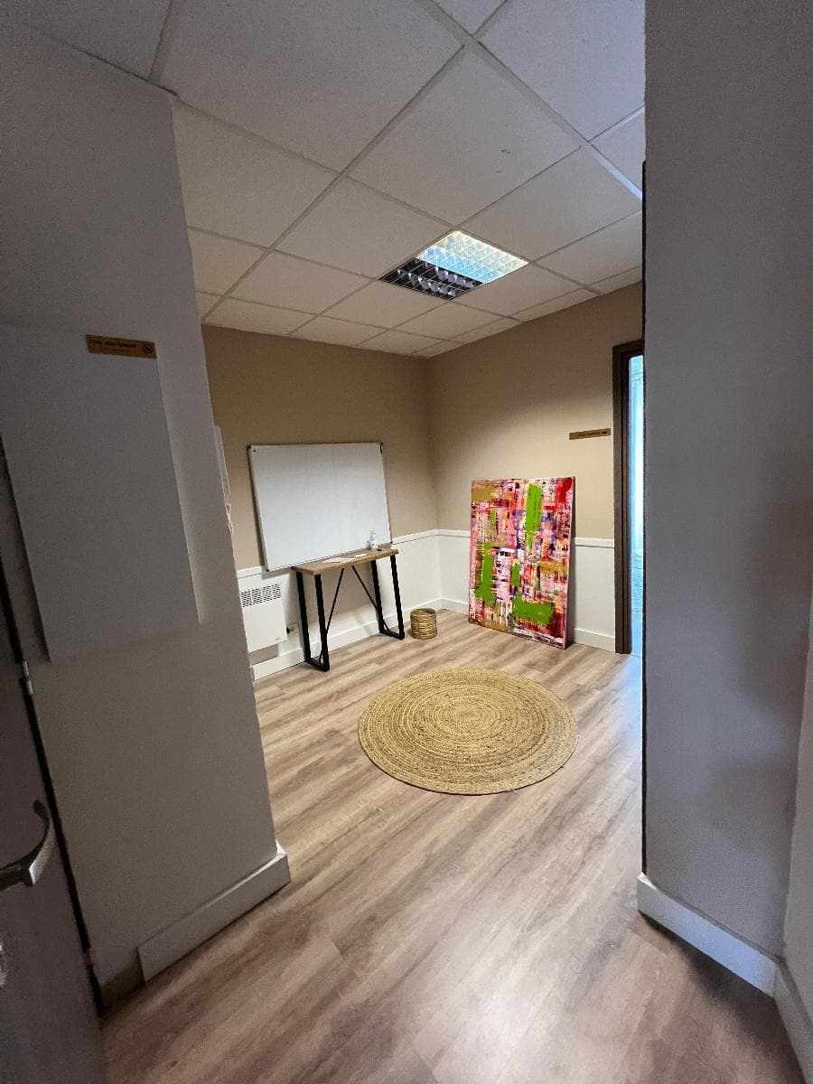 Local commercial 65 m² — DRAGUIGNAN — photo 1