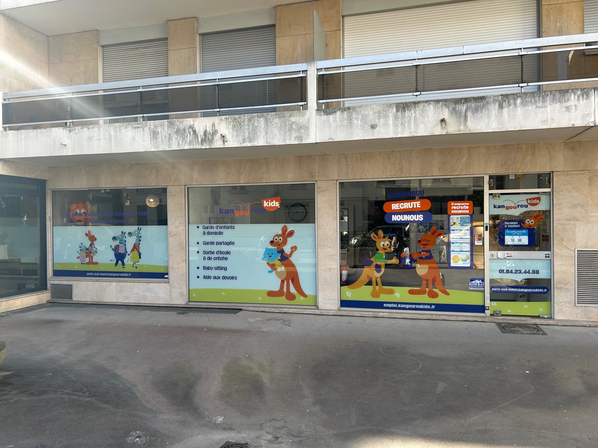 Local commercial 70 m² — PARIS 15 — photo 1