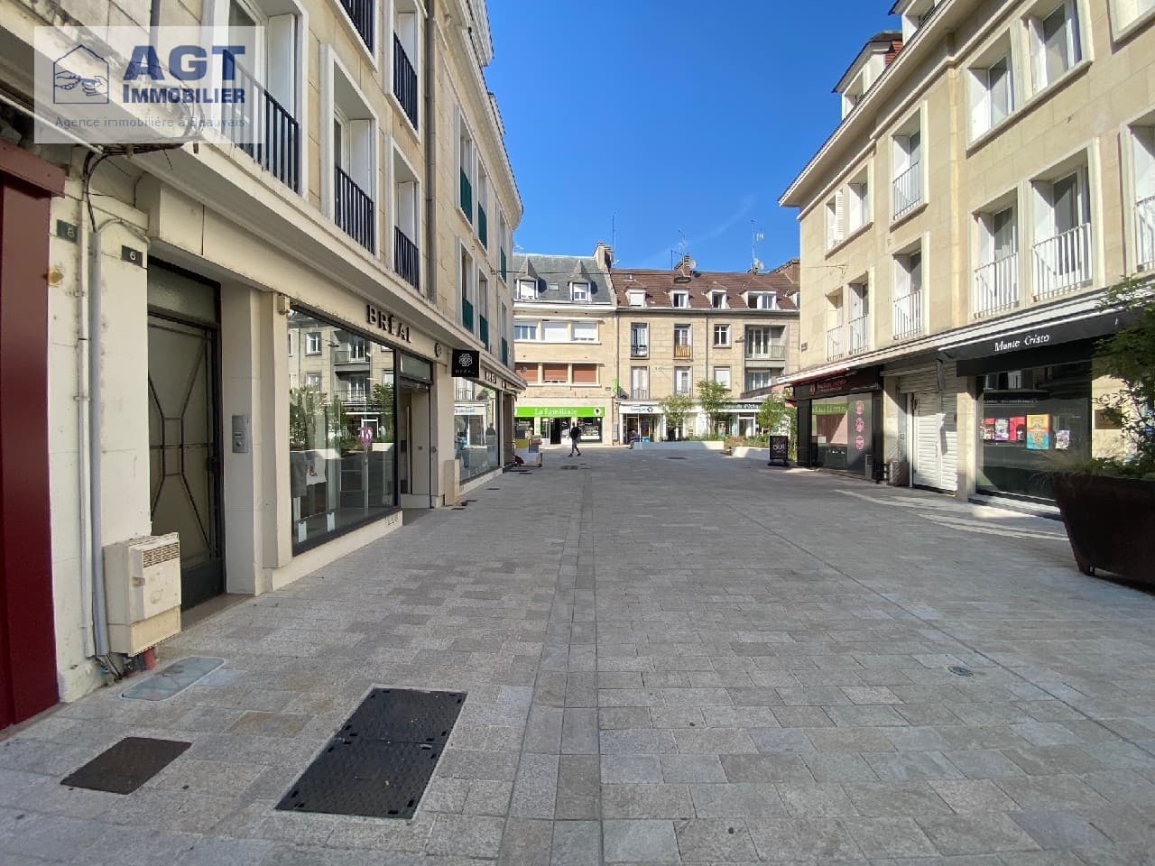 Local commercial · 109 m² · Location — photo 2