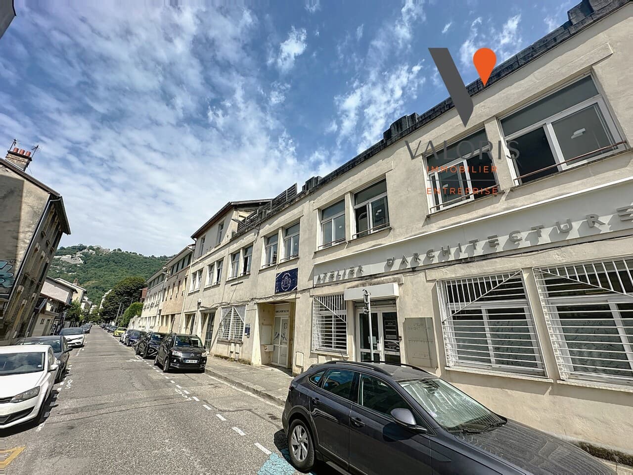 Local commercial 520 m² — GRENOBLE — photo 1