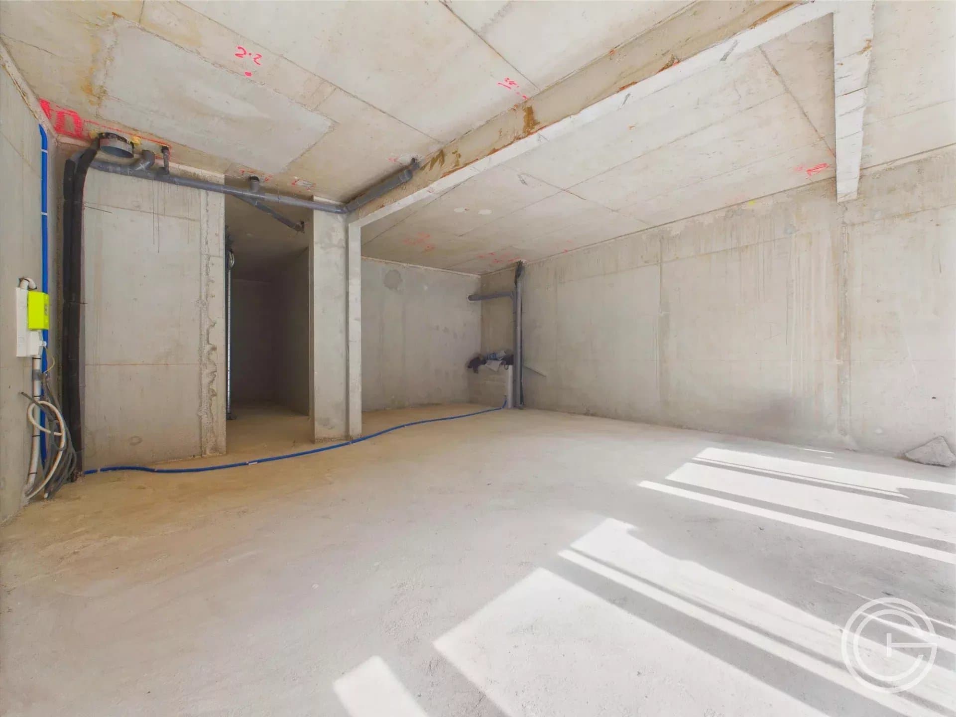 Local commercial · 71 m² · Location — photo 2
