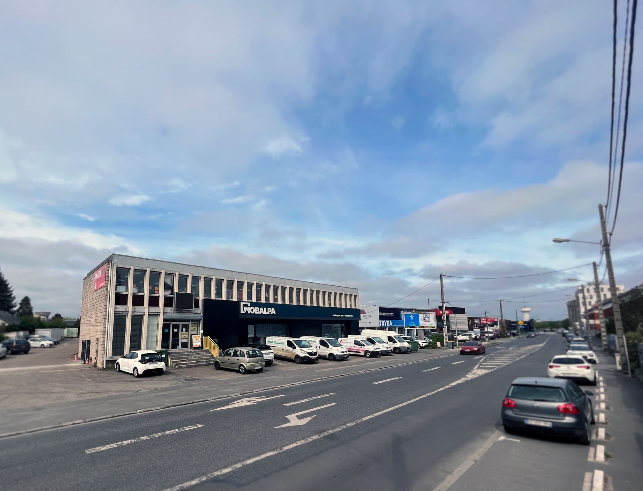 Local commercial · 700 m² · Location — photo 1