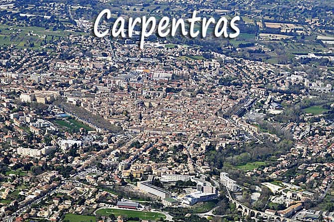 Local commercial 50 m² — CARPENTRAS — photo 1