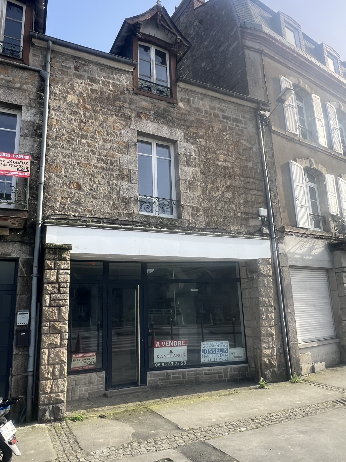 Local commercial 51 m² — PLANCOET — photo 1
