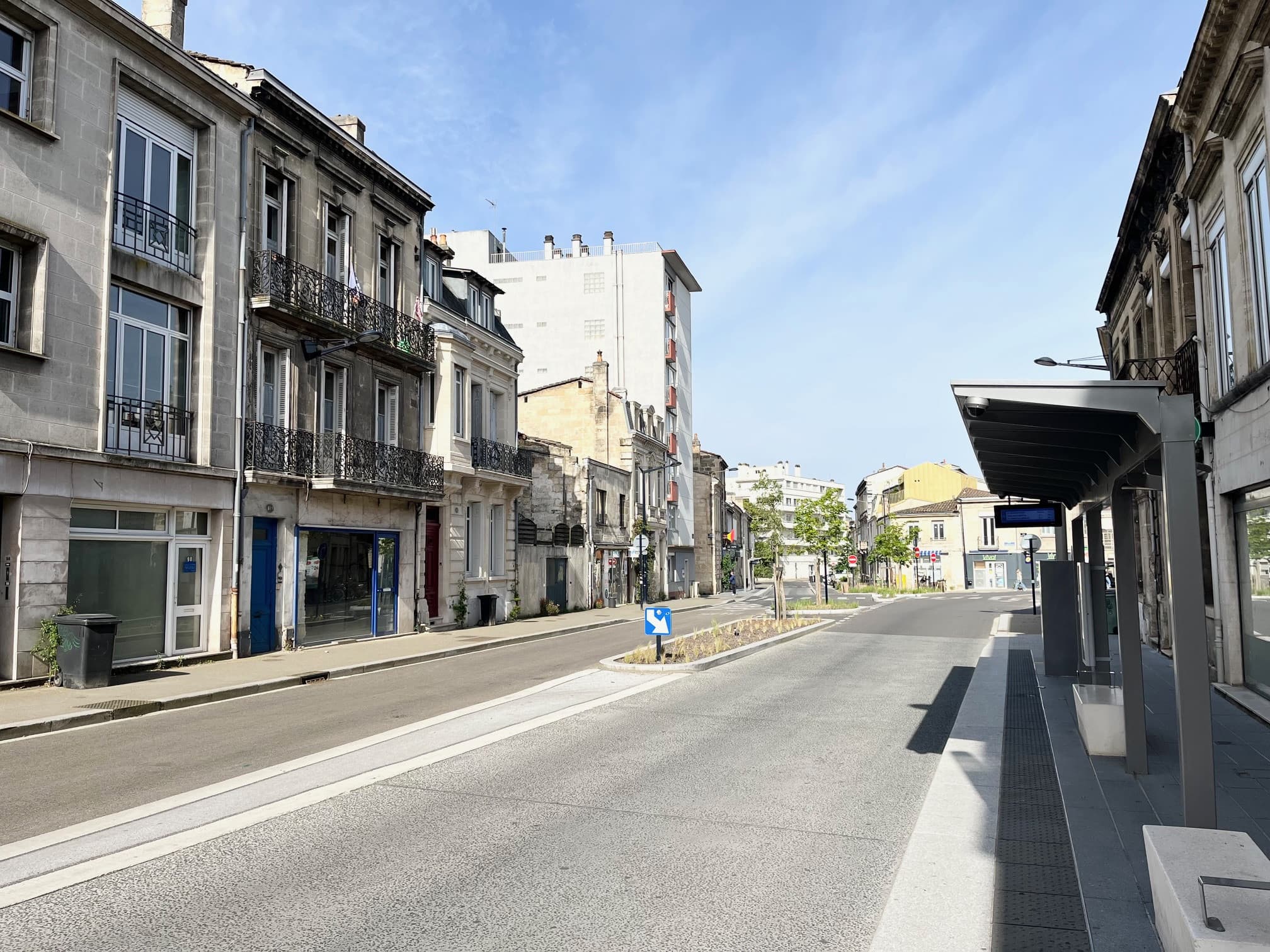 Local commercial 250 m² — BORDEAUX — photo 1