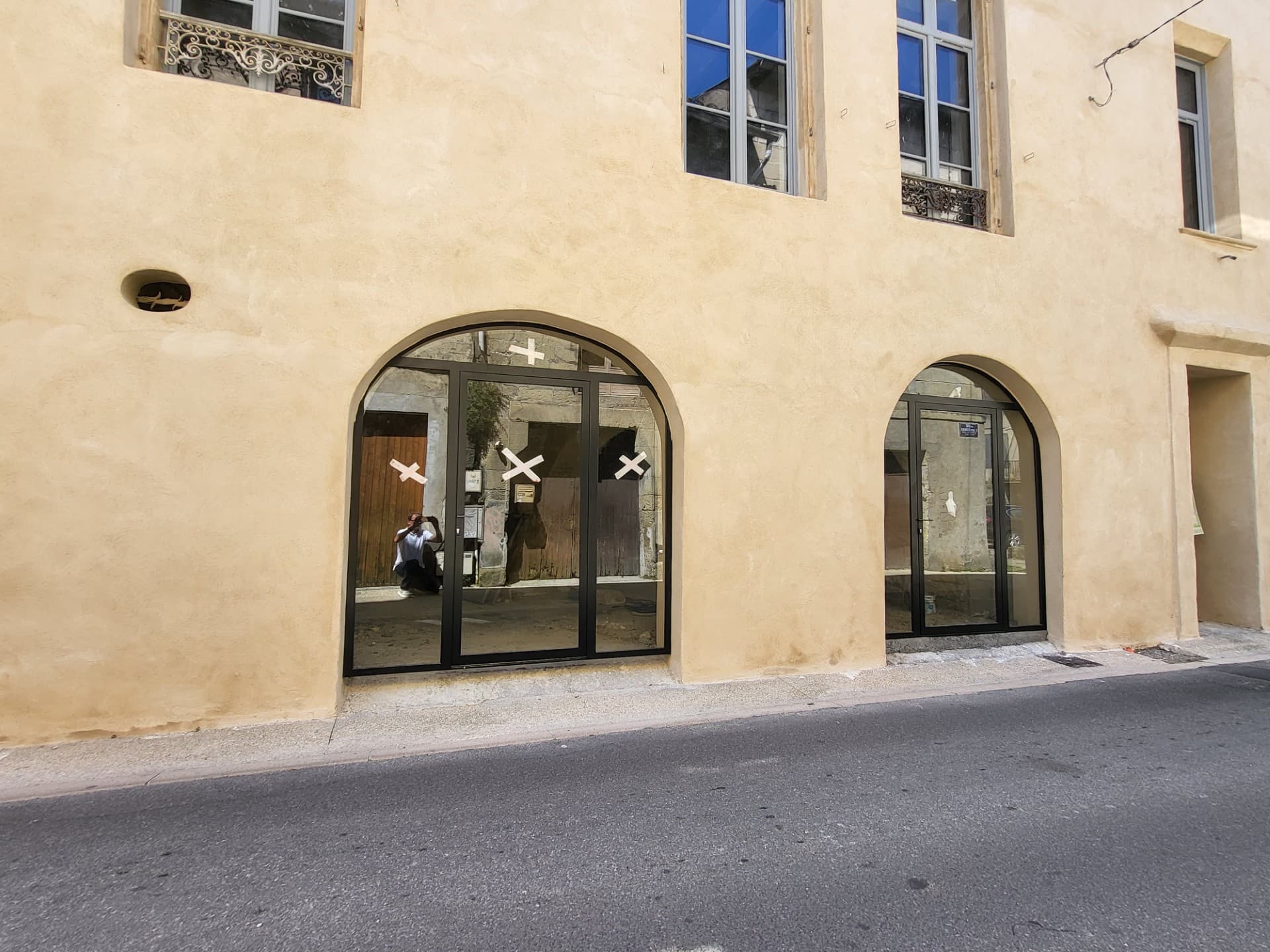 Local commercial · 140 m² · Achat des murs — photo 1