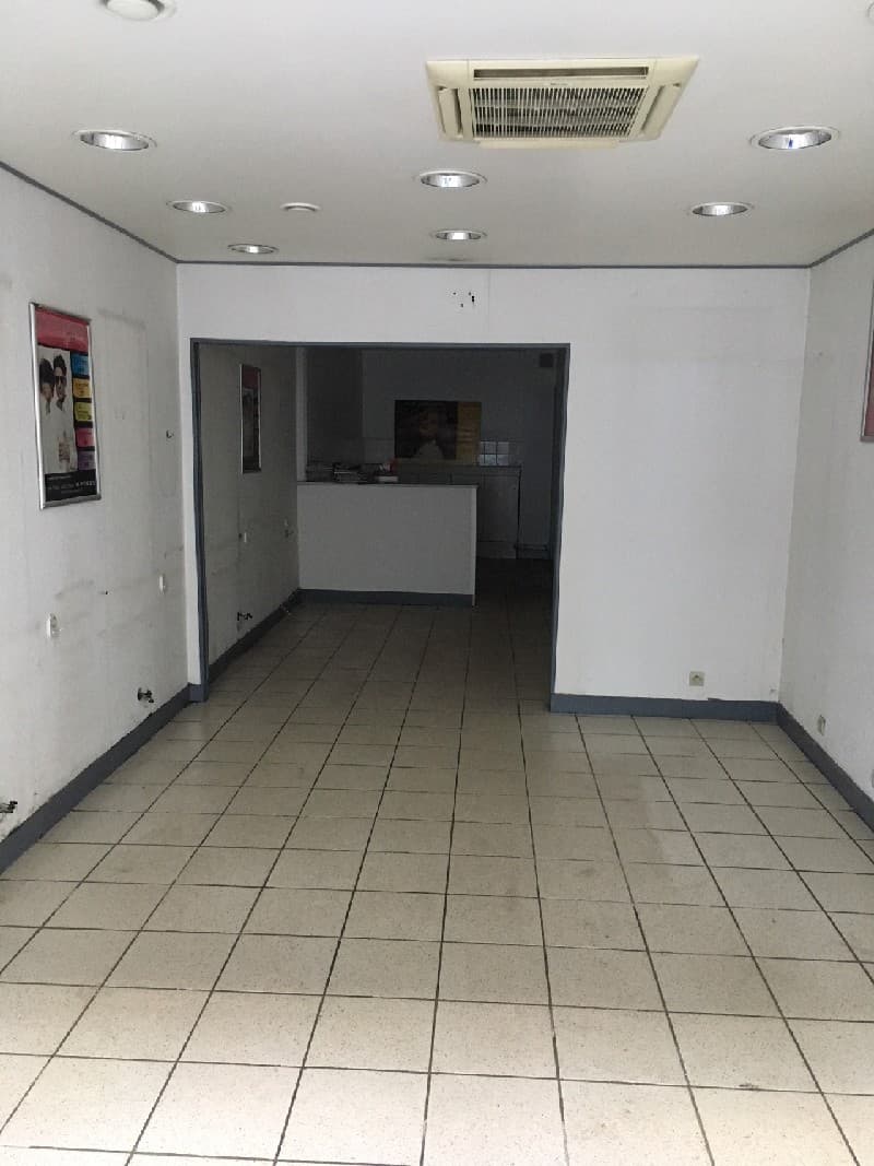 Local commercial 41 m² — DREUX — photo 1