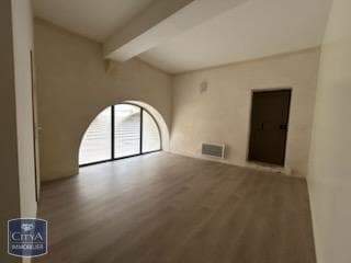Local commercial 37 m² — CARPENTRAS — photo 1