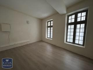 Local commercial · 37 m² · Location — photo 2
