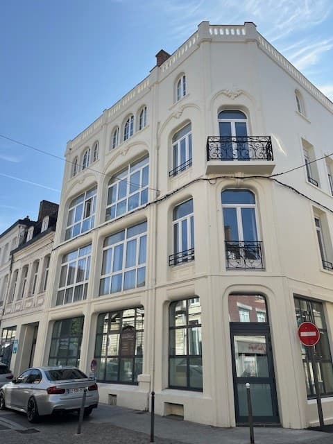 Local commercial 524 m² — CAMBRAI — photo 1