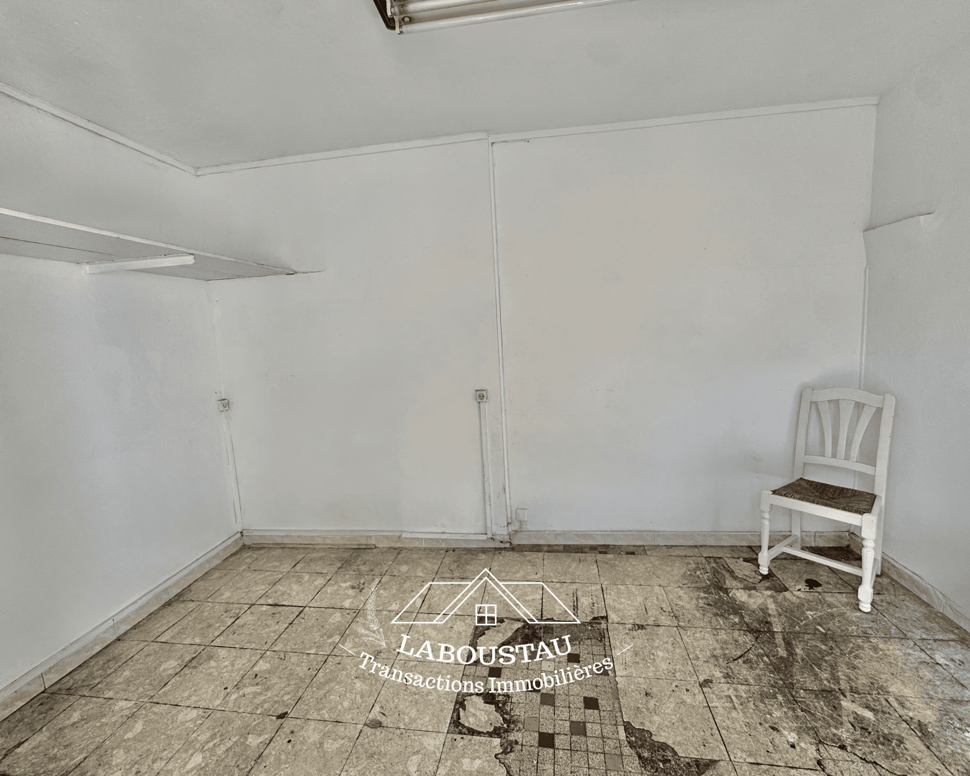 Local commercial · 13 m² · Achat des murs — photo 2