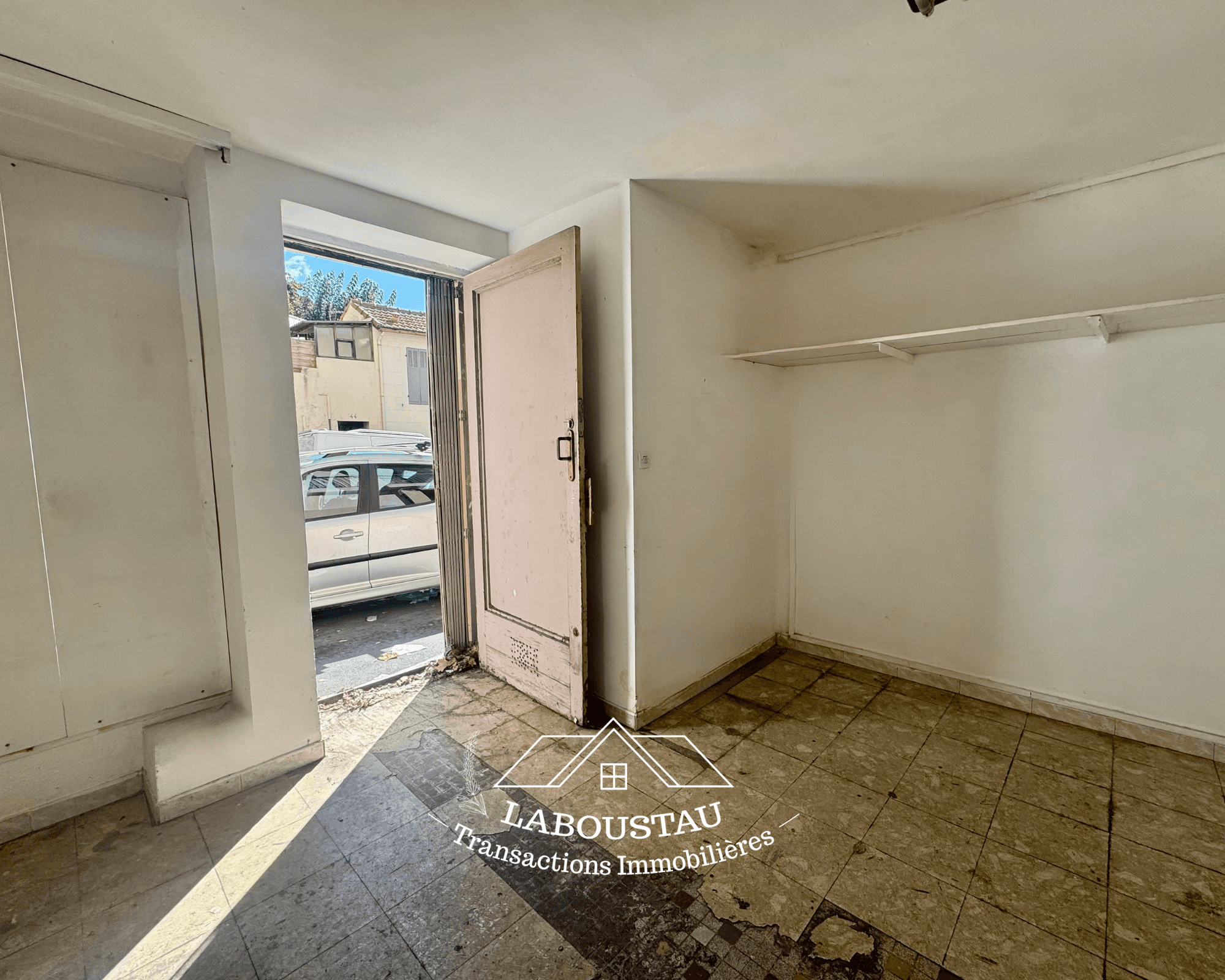 Local commercial · 13 m² · Achat des murs — photo 3