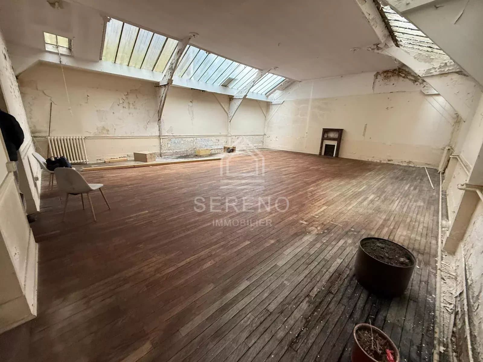 Local commercial · 133 m² · Achat des murs — photo 1