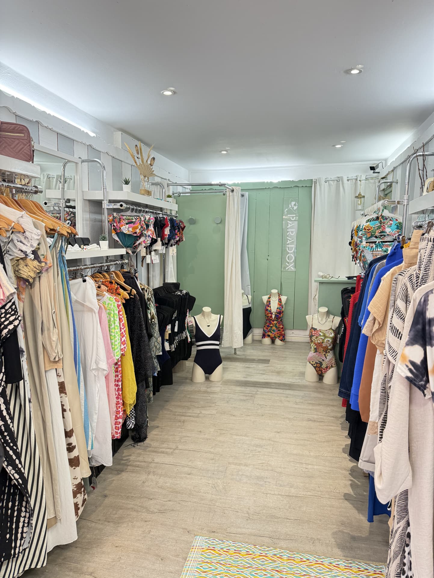 Local commercial 18 m² — SANARY SUR MER — photo 1