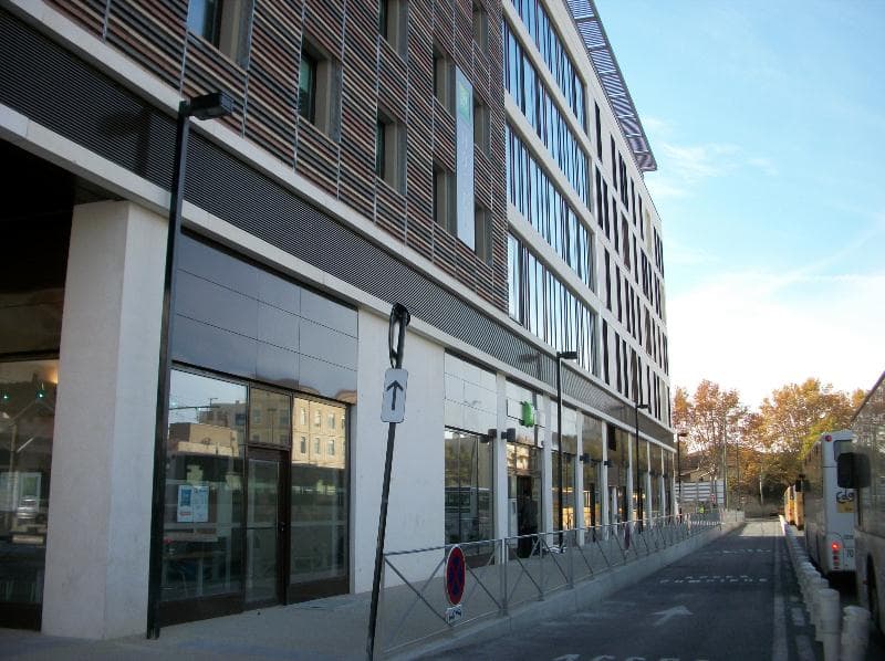 Local commercial · 1140 m² · Location — photo 3