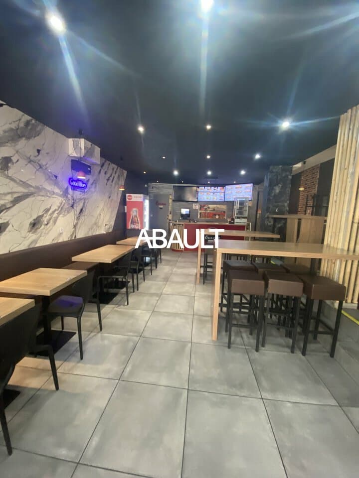 Local commercial 86 m² — BORDEAUX — photo 1