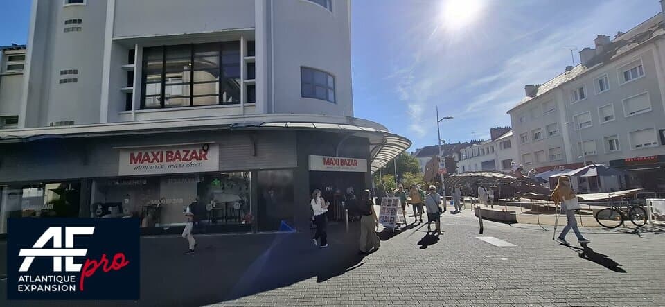 Local commercial · 1451 m² · Achat des murs — photo 1