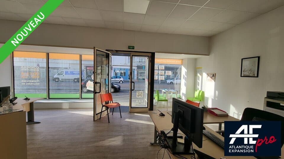 Local commercial · 73 m² · Location — photo 1