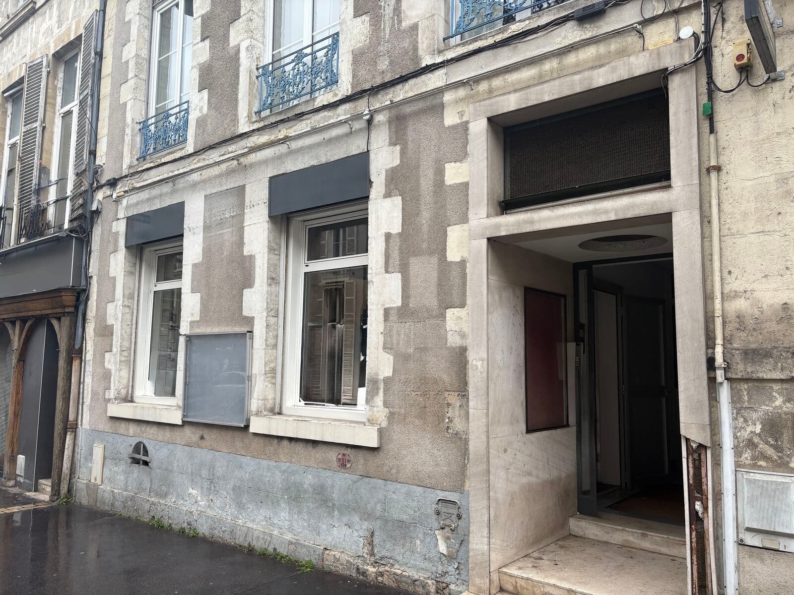 Local commercial 75 m² — ORLEANS — photo 1