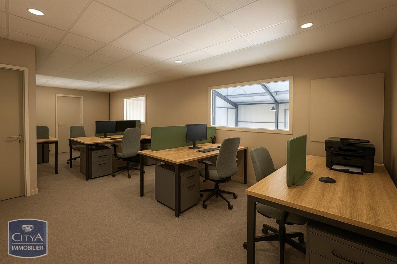 Local commercial · 200 m² · Location — photo 3