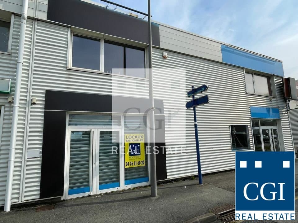 Local commercial · 242 m² · Location — photo 1