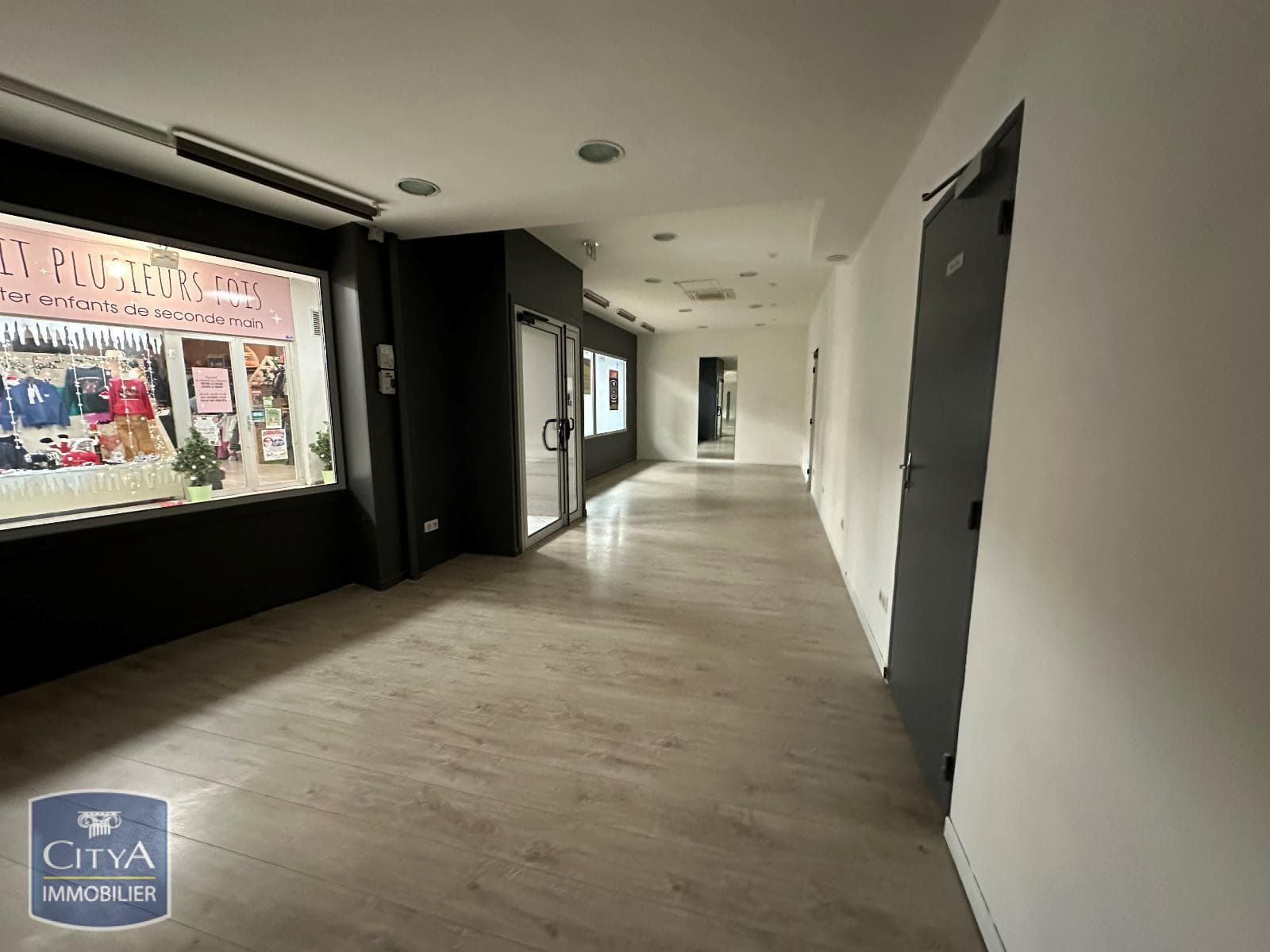 Local commercial · 40 m² · Location — photo 2