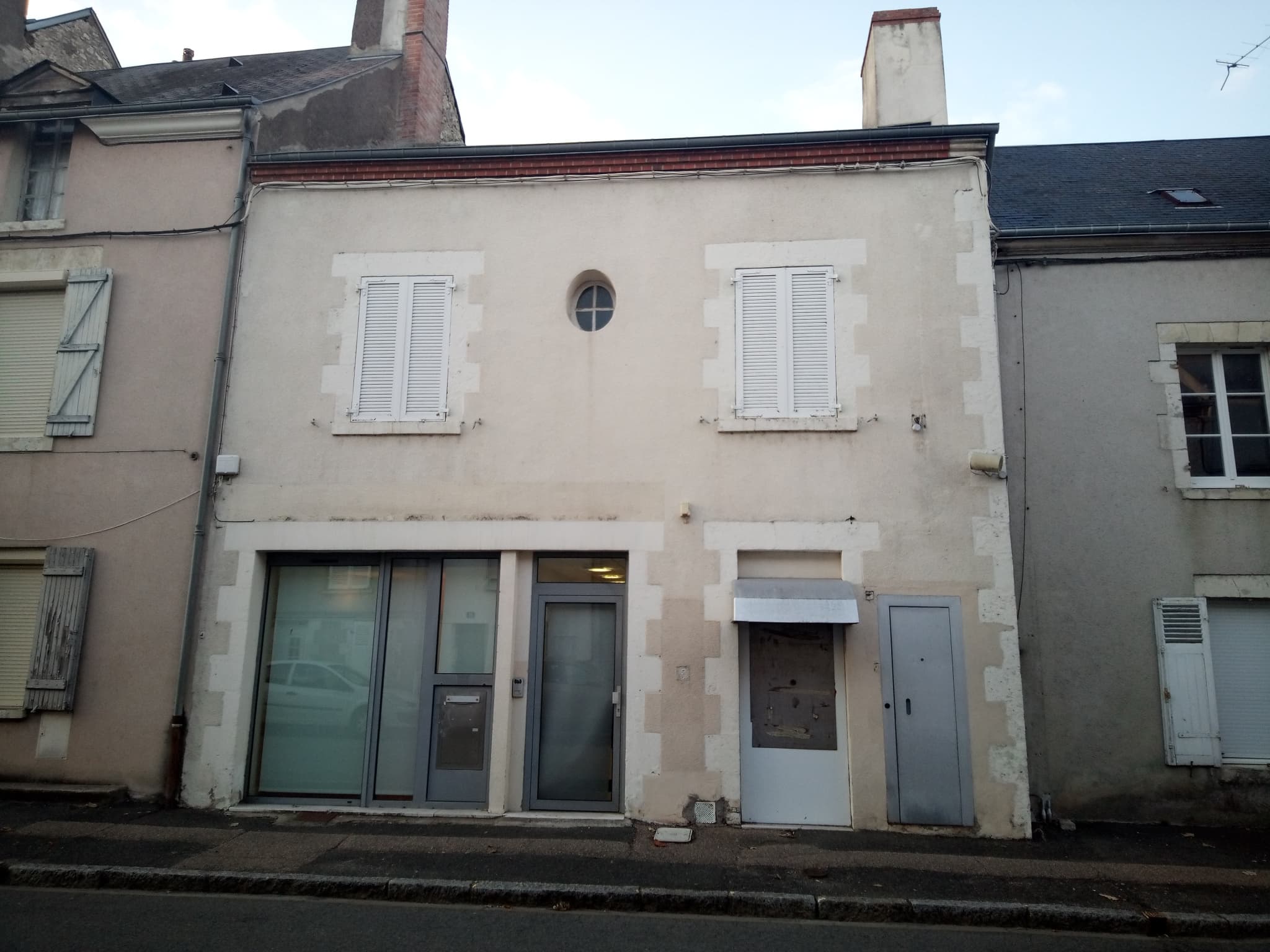 Local commercial · 183 m² · Fonds de commerce — photo 1