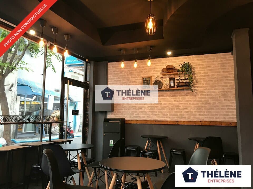 Local commercial 145 m² — MONTPELLIER — photo 1