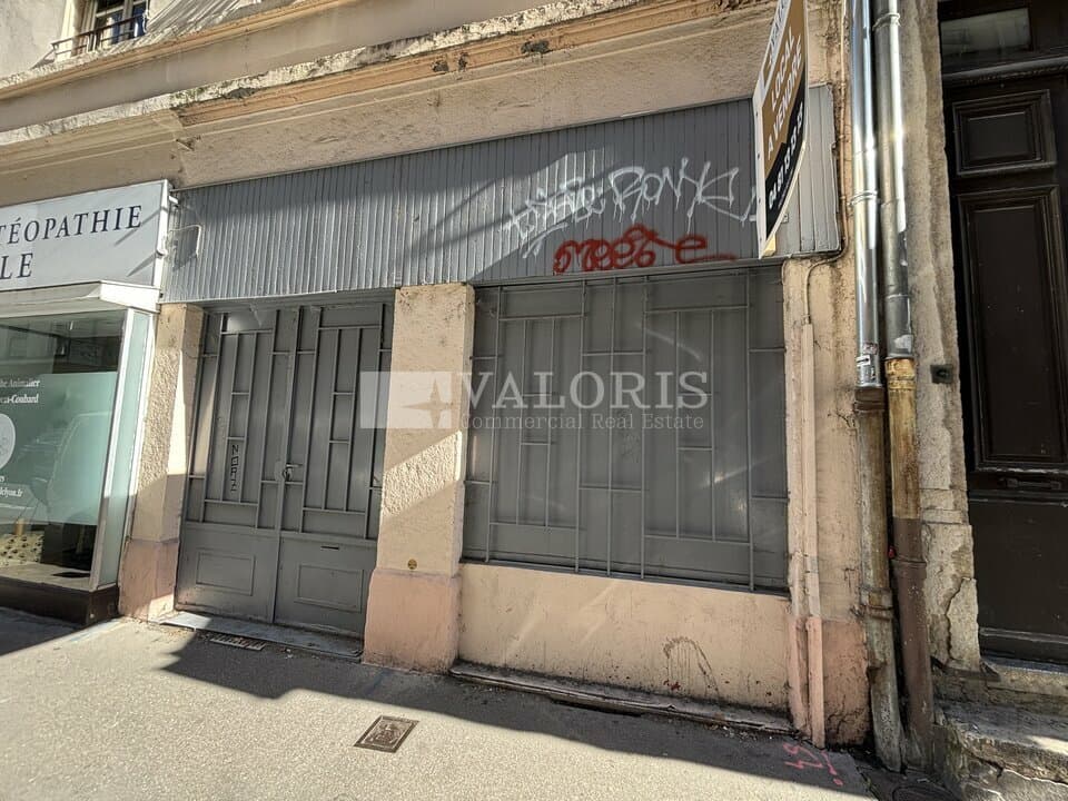 Local commercial · 50 m² · Achat des murs — photo 1