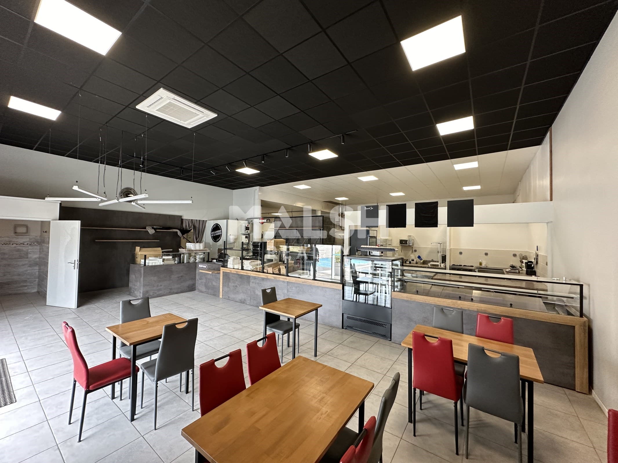 Local commercial 400 m² — ISERE — photo 1