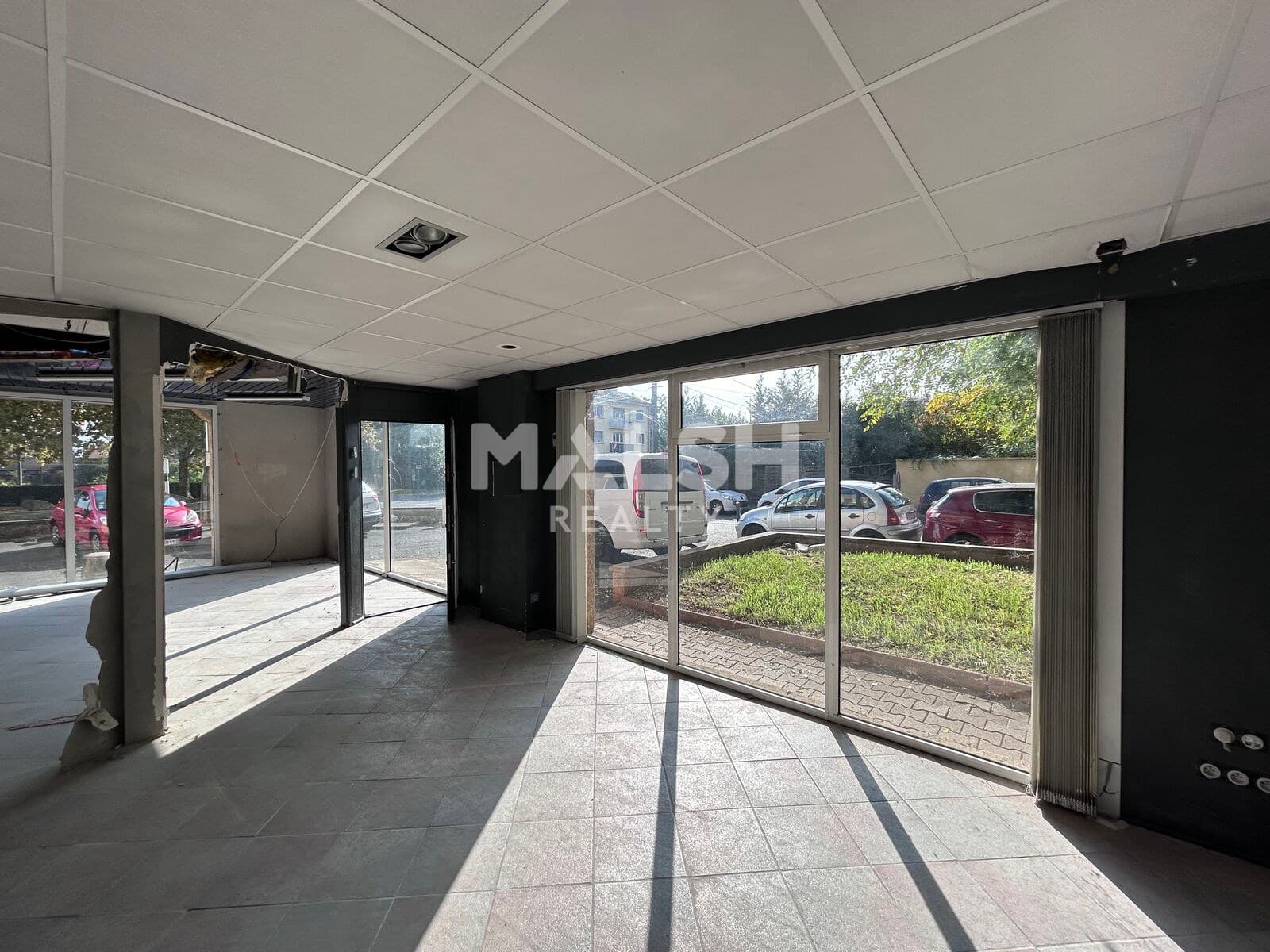 Local commercial · 250 m² · Location — photo 2