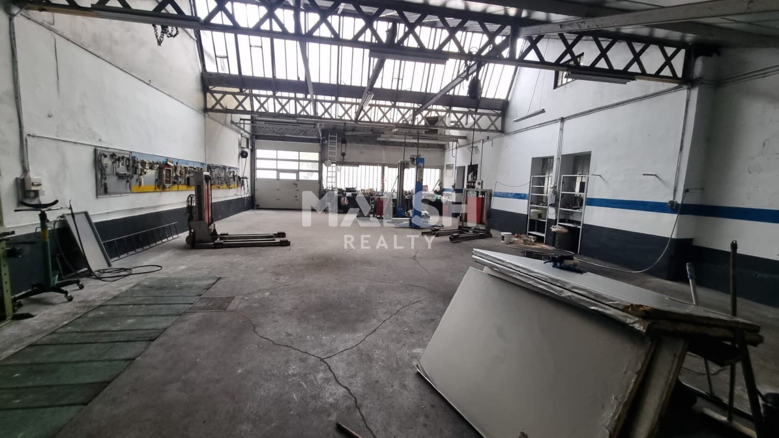 Local commercial 620 m² — RHONE — photo 1