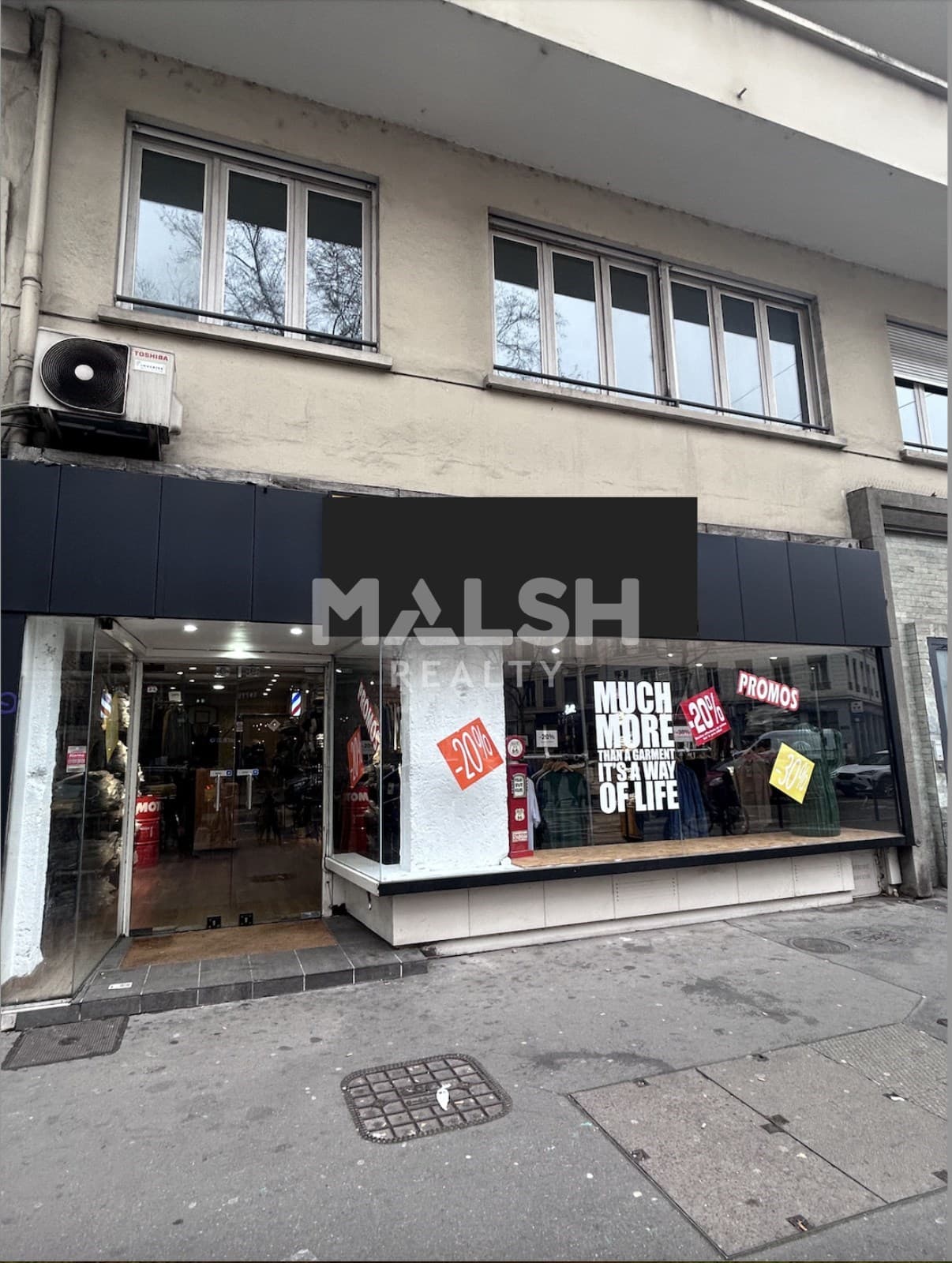 Local commercial 83 m² — RHONE — photo 1