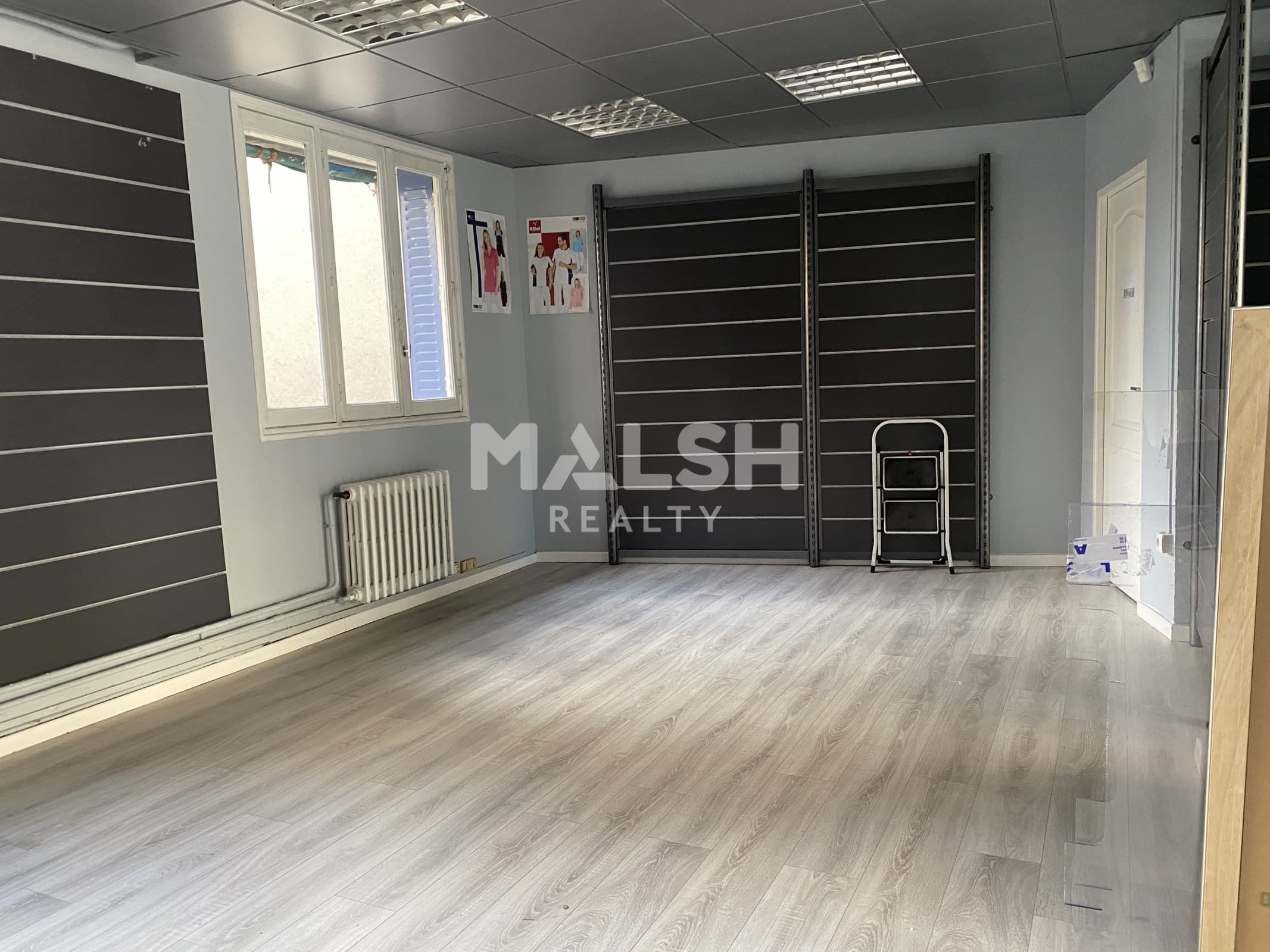 Local commercial · 91 m² · Achat des murs — photo 3