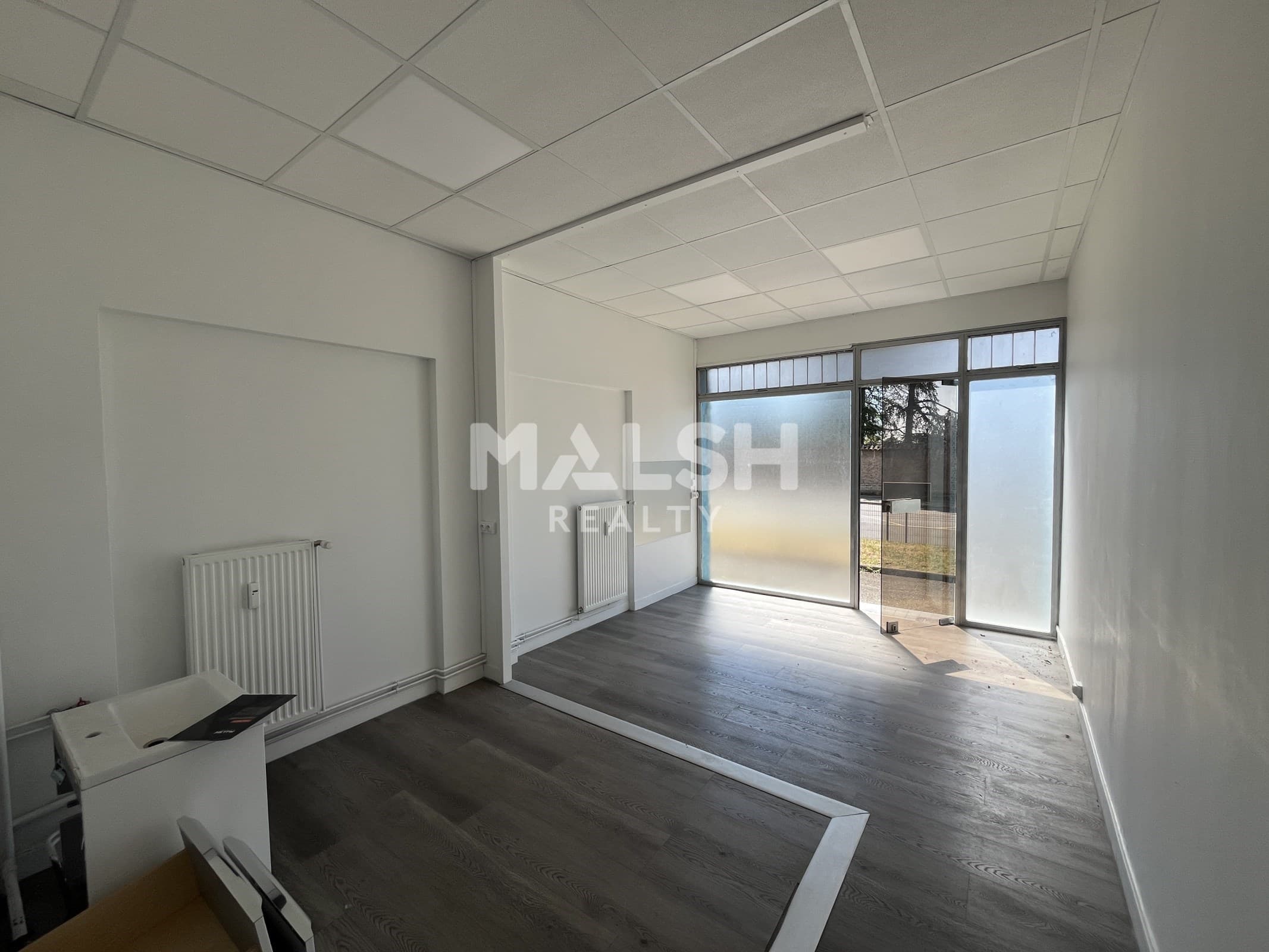 Local commercial · 31 m² · Location — photo 1
